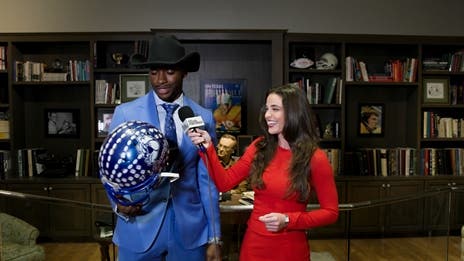 EXCLUSIVE: Robert Griffin III talks TXHSFB Hall of Fame Induction