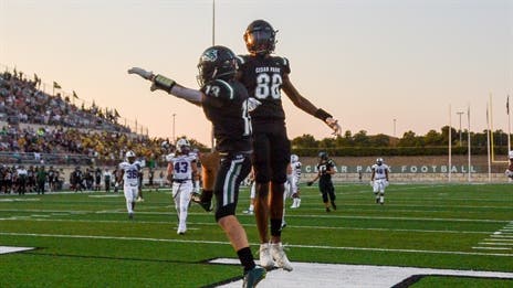 Friday Night Overview Week 8: Black Rain defense holds off Hutto, Frisco Lone Star avoids another loss to The Colony