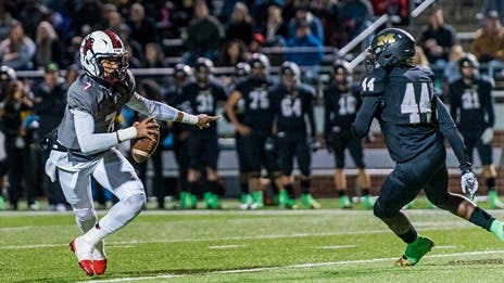 Inside Scoop: Top college prospects at Cedar Hill, including star QB Kaidon Salter