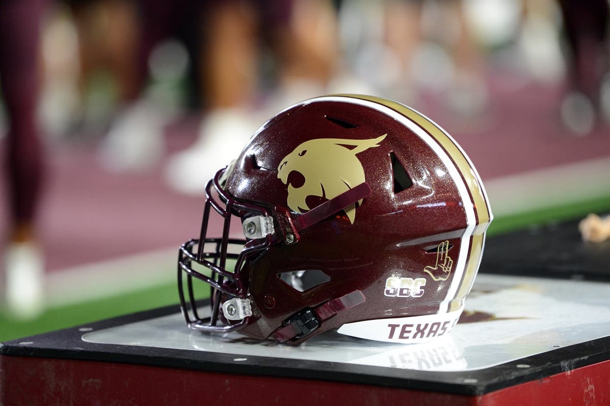 Texas State RB Coach Barrick Nealy Departs