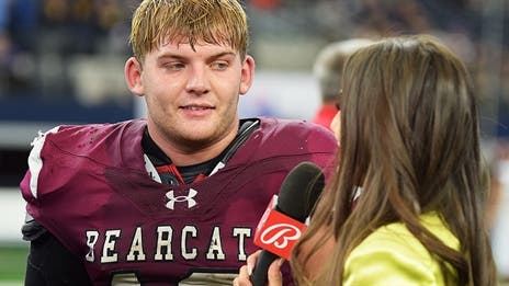 Hawley's Austin Cumpton makes up for lost time in Class 2A Division I championship game