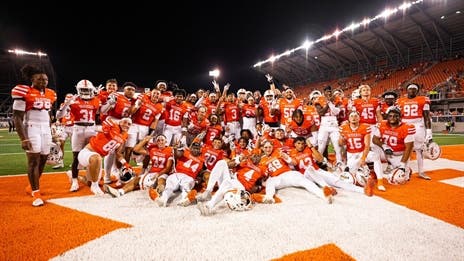 UTRGV Makes History With First-Ever Win In Front of Sellout Crowd