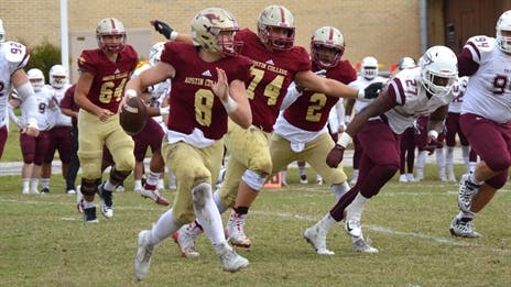 Austin College football: Defense stands tall, records broken in massive win over No. 19 Centre