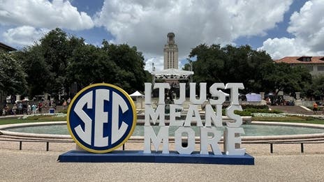 Texas introduces itself to SEC with a celebration fit for the Joneses