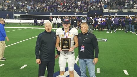 Stephenville's Eakin dazzles as LBJ turnovers doom title hopes