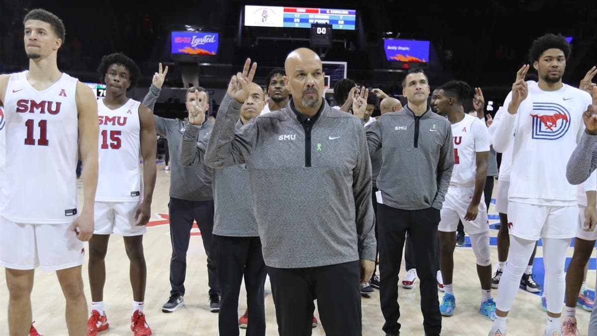 Report: SMU parts ways with Rob Lanier