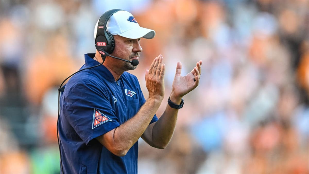 From Slow Cooker to Microwave: Jeff Traylor's UTSA Evolution
