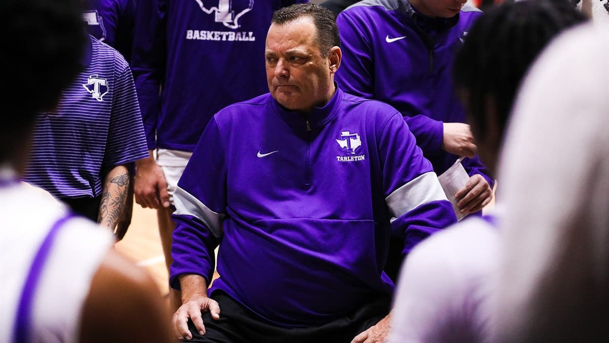 Tarleton MBB coach Billy Gillispie to be away from team indefinitely