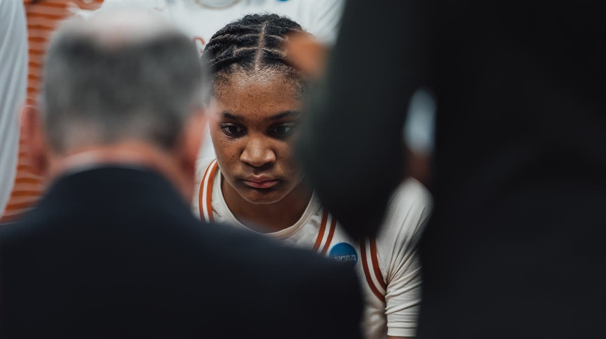 Texas flashes its lost "edge" against Drexel
