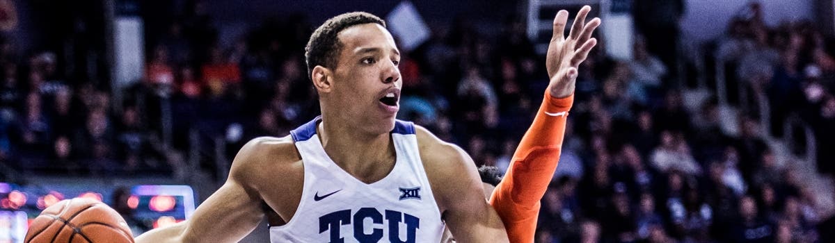 MBB: Division I Player Efficiency and Points Per Shot for Texas players