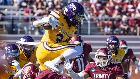 Rushing attack propels UMHB to NCAA Division III quarterfinals