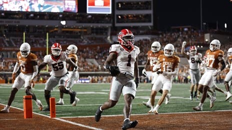 Top Dawgs: Georgia shows Texas how far Horns are from SEC mountaintop