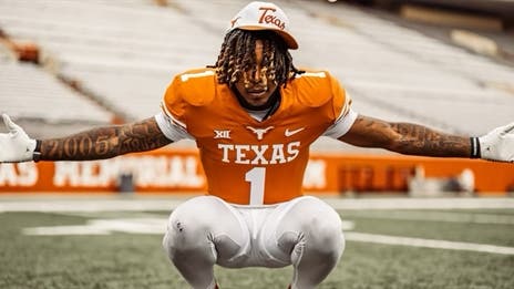 Daingerfield athlete Aeryn Hampton commits to Texas over Alabama