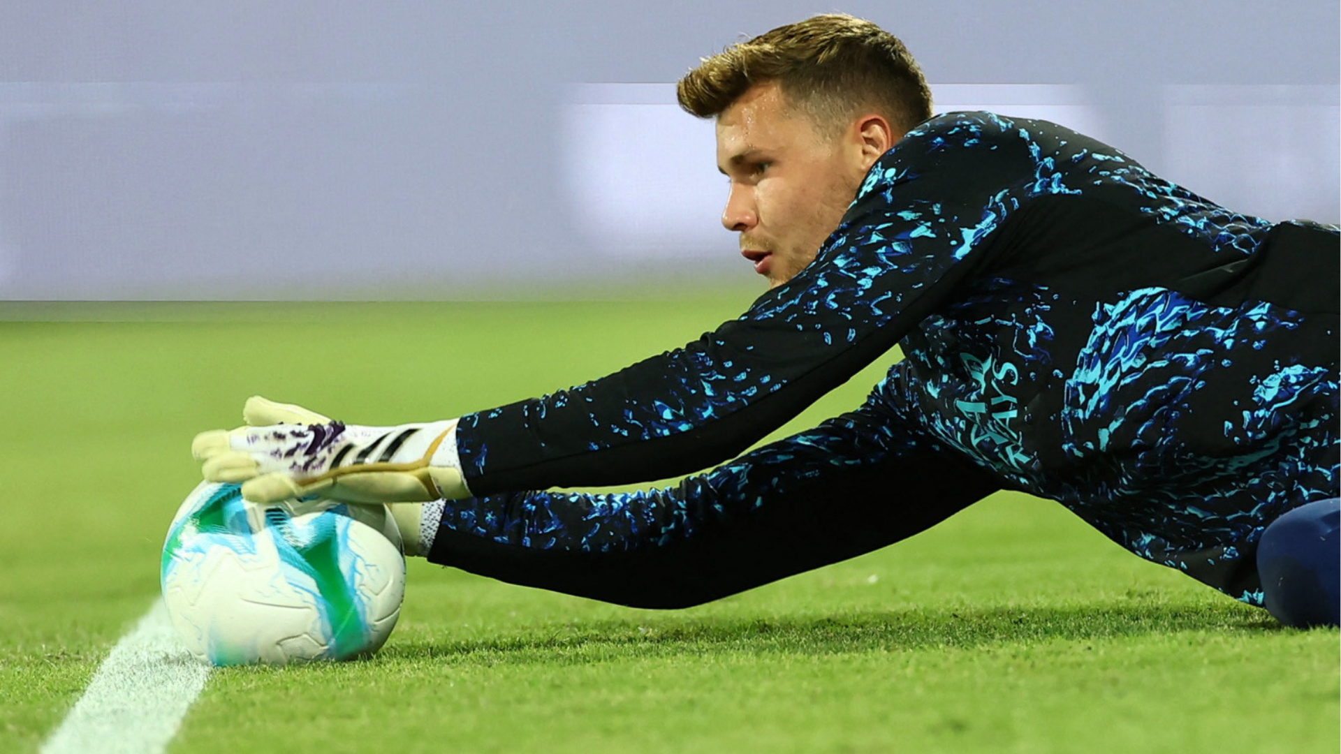 Tragedy in Italy: Inter Goalkeeper Josep Martínez Involved in Fatal  Accident | beIN SPORTS