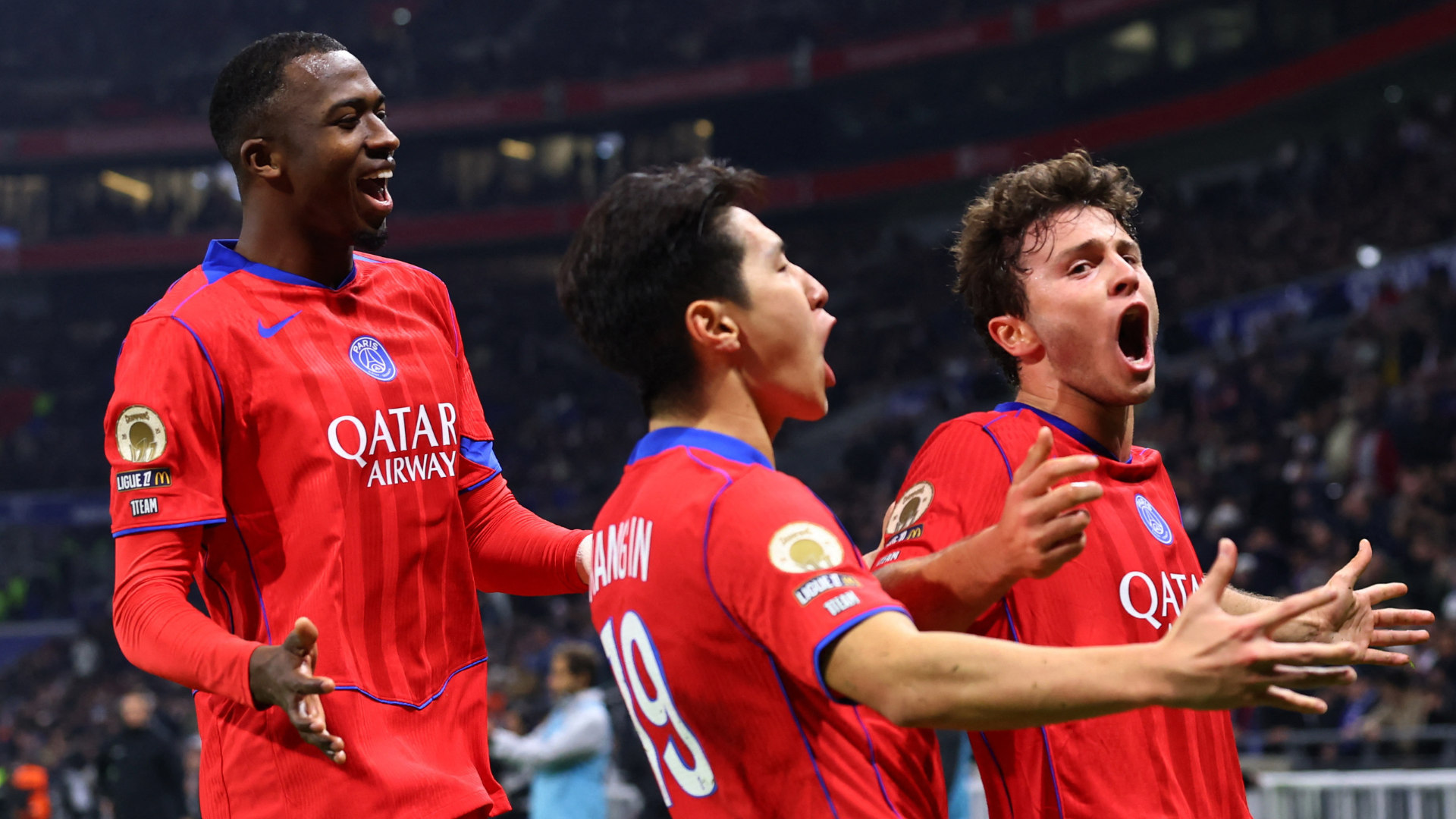 PSG Menang Dramatis 3-2 atas Lyon, Kembali ke Puncak Klasemen Ligue 1