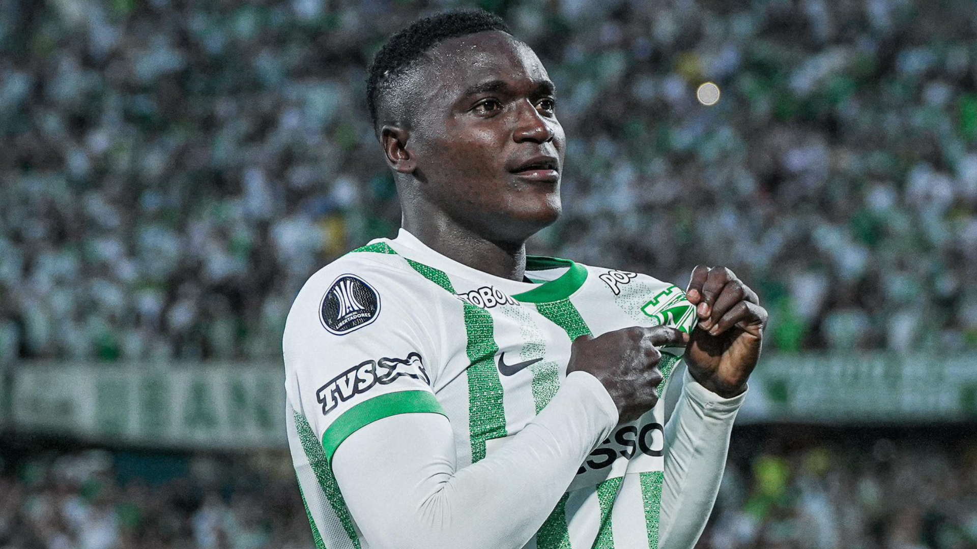 Kevin Viveros celebrates after scoring against Bahia in the Libertadores