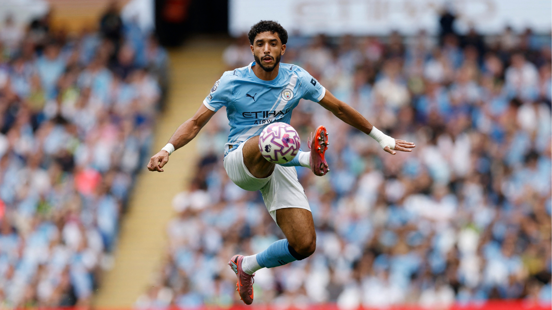 First Blow for Manchester Derby: City Lose Omar Marmoush to Injury | beIN  SPORTS