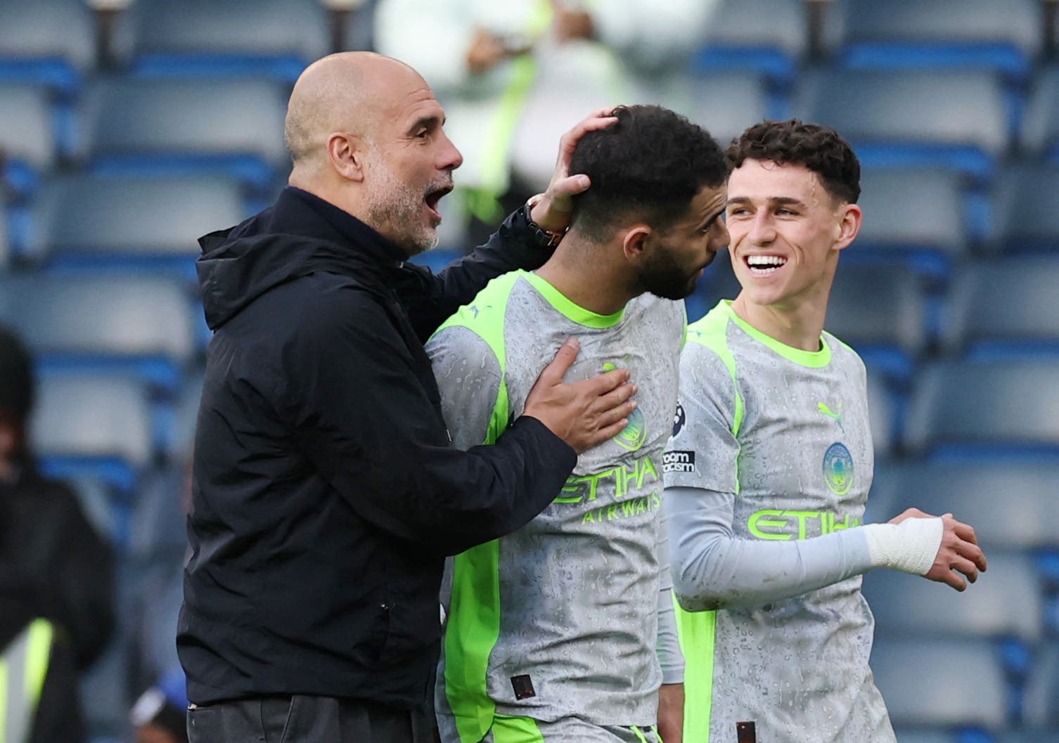 Soccer Football - Premier League - Chelsea v Manchester City - Stamford Bridge, London, Britain - April 12, 2026 Manchester City manager Pep Guardiola celebrates with Rayan Ait-Nouri after the match Action Images via Reuters/Paul Childs