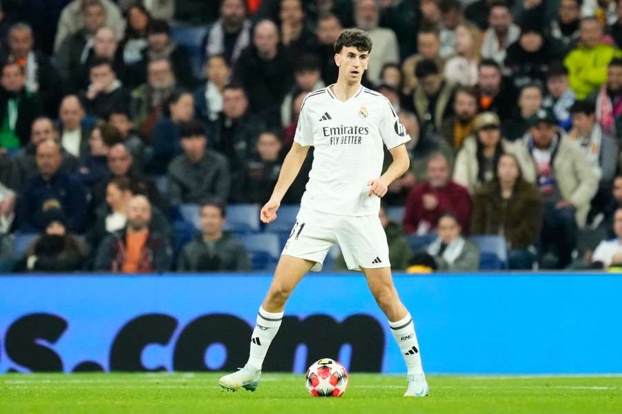 Jacobo Ramon debut at the UEFA Champions League