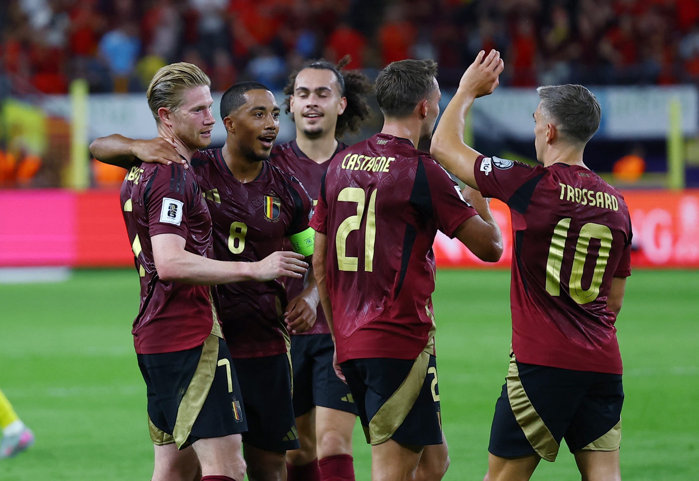 Soccer Football - World Cup - UEFA Qualifiers - Group J - Belgium v Kazakhstan - Lotto Park, Brussels, Belgium - September 7, 2025 Belgium's Kevin De Bruyne celebrates scoring their first goal with Timothy Castagne, Youri Tielemans, Leandro Trossard and Arthur Theate REUTERS/Yves Herman