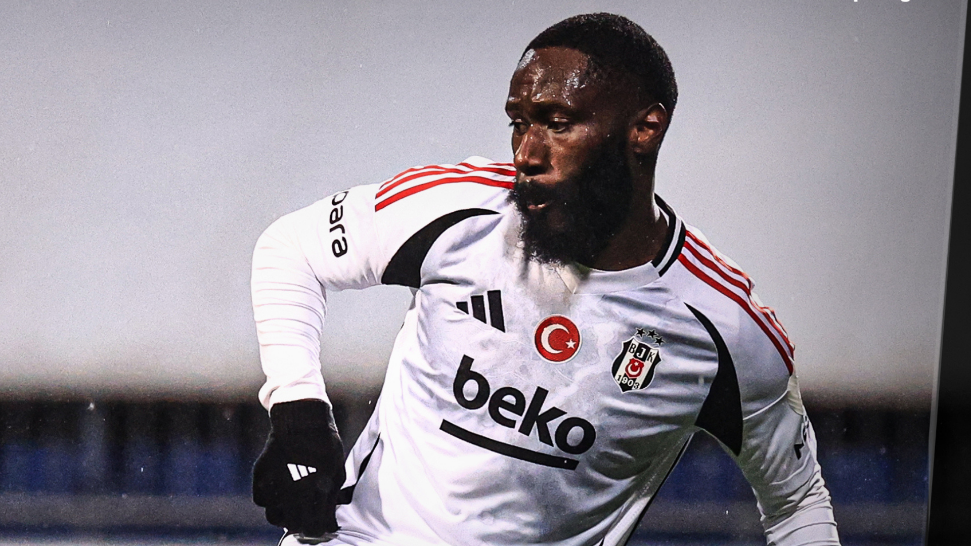 Besiktas in action vs Kasimpasa