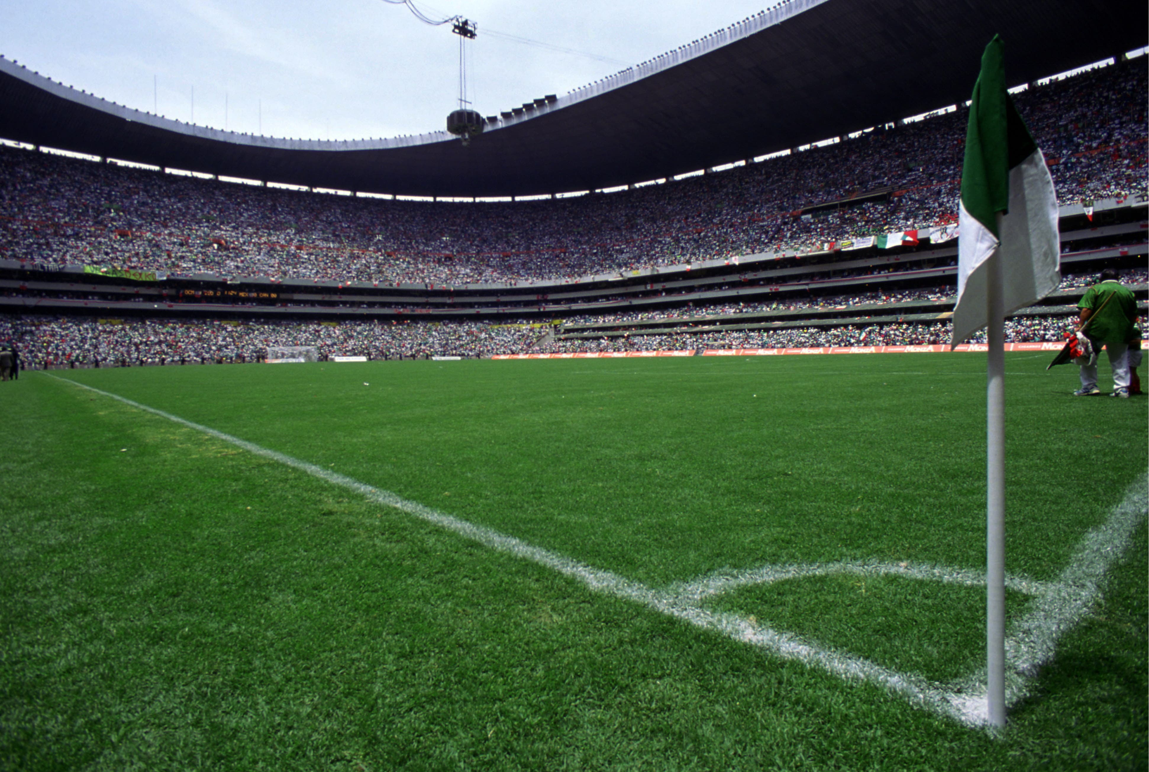 Football - Azteca Stadium - Mexico City - 1997 General view of The Azteca Stadium Mandatory Credit: Action Images