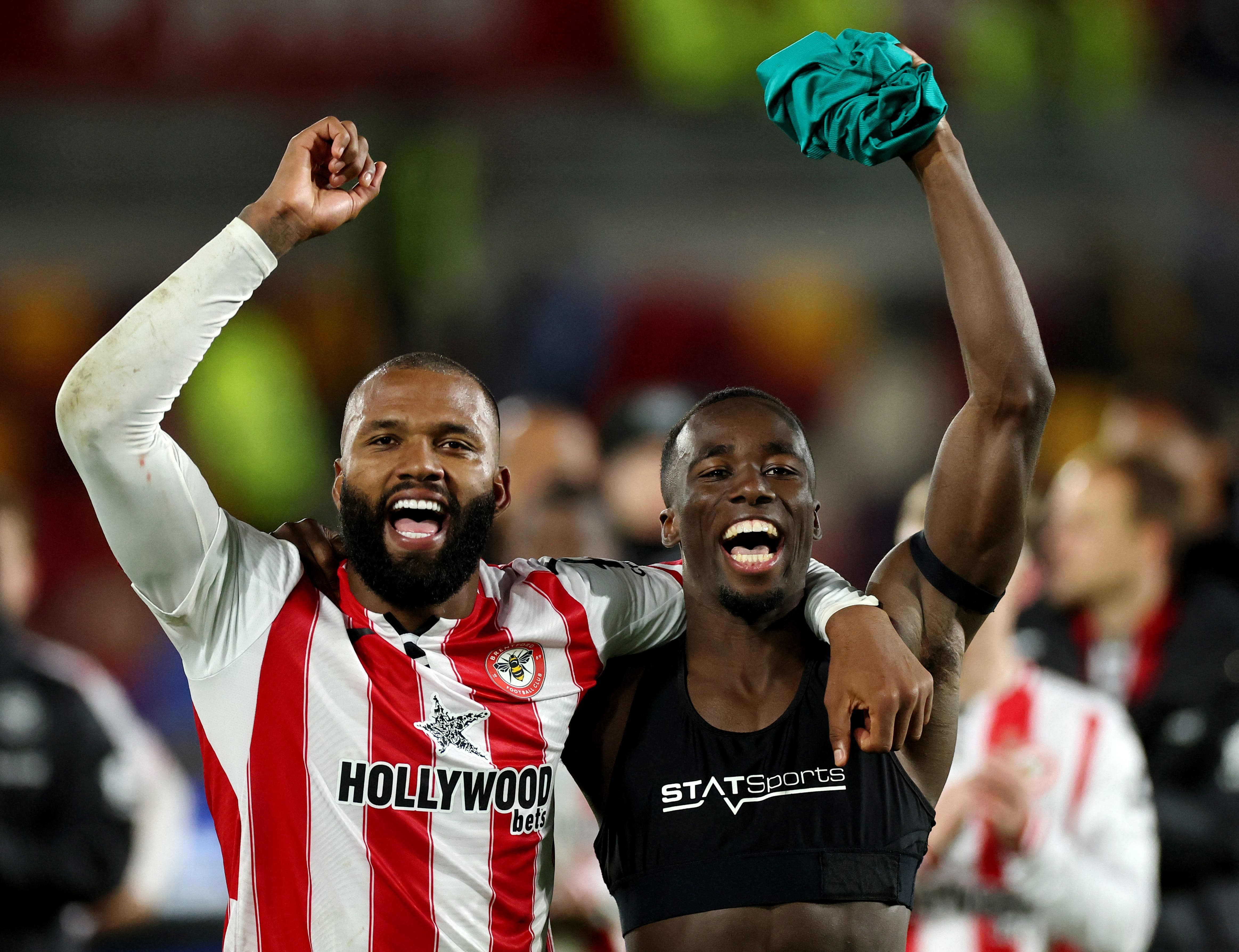 Soccer Football - Premier League - Brentford v Liverpool - GTech Community Stadium, London, Britain - October 25, 2025 Brentford's Igor Thiago and Michael Kayode celebrate after the match REUTERS/Toby Melville
