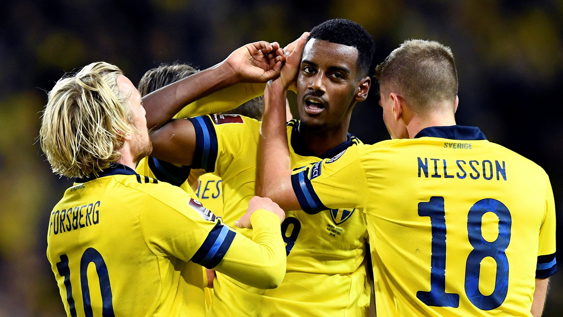 FILE PHOTO: Soccer Football - World Cup - UEFA Qualifiers - Group B - Sweden v Kosovo - Friends Arena, Solna, Sweden - October 9, 2021 Sweden's Alexander Isak celebrates scoring their second goal with teammates Erik Simander / /TT News Agency via REUTERS ATTENTION EDITORS - THIS IMAGE WAS PROVIDED BY A THIRD PARTY. SWEDEN OUT. NO COMMERCIAL OR EDITORIAL SALES IN SWEDEN./File Photo