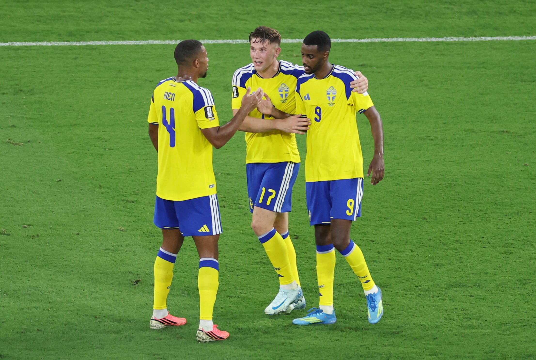 Soccer Football - FIFA World Cup 2026 - Group F - Sweden v Tunisia - Estadio Monterrey, Monterrey, Mexico - June 14, 2026 Sweden's Alexander Isak celebrates scoring their second goal with Viktor Gyokeres and Isak Hien REUTERS/Raquel Cunha