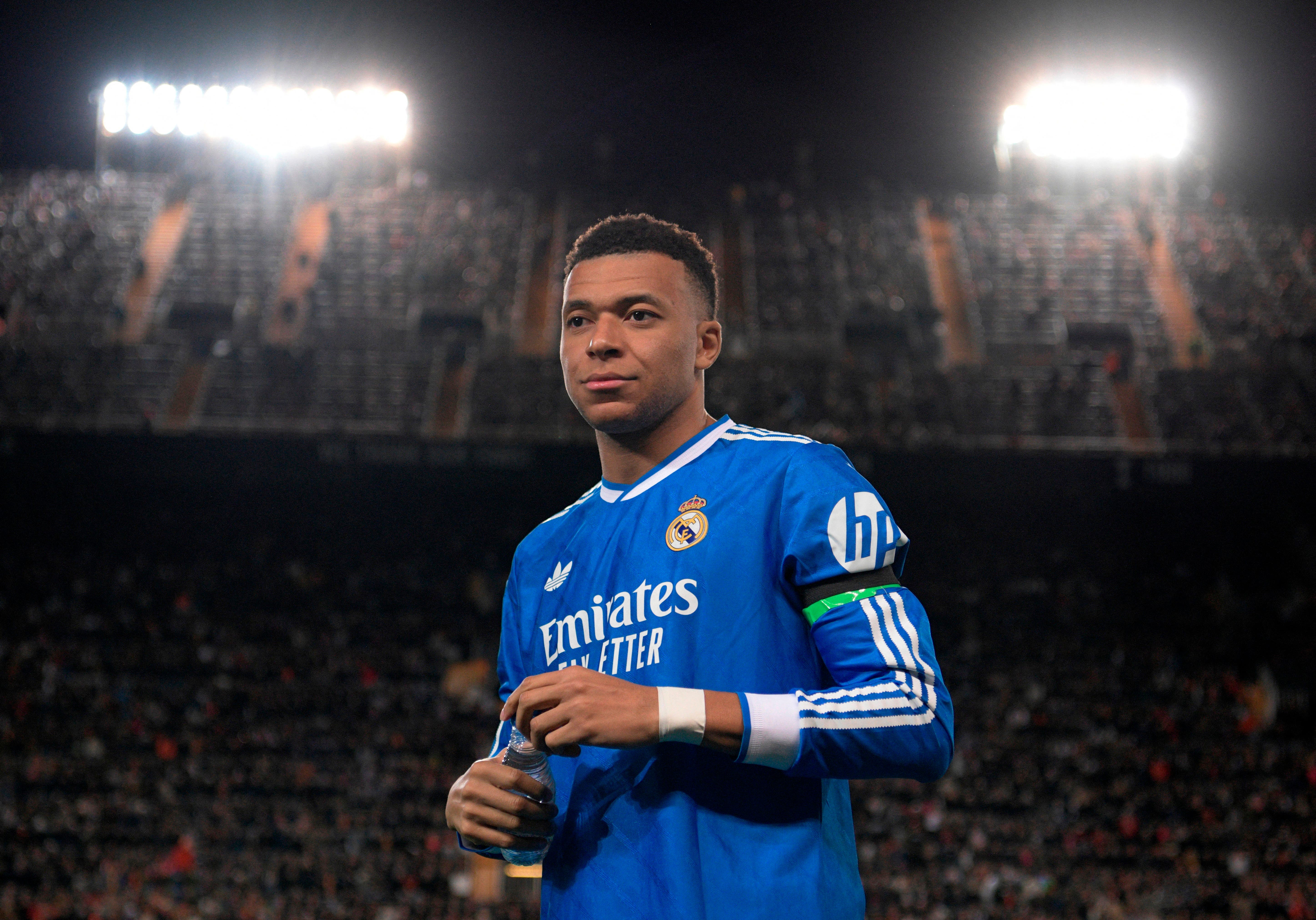 Soccer Football - LaLiga - Valencia v Real Madrid - Estadio de Mestalla, Valencia, Spain - February 8, 2026 Real Madrid's Kylian Mbappe before the match REUTERS/Pablo Morano