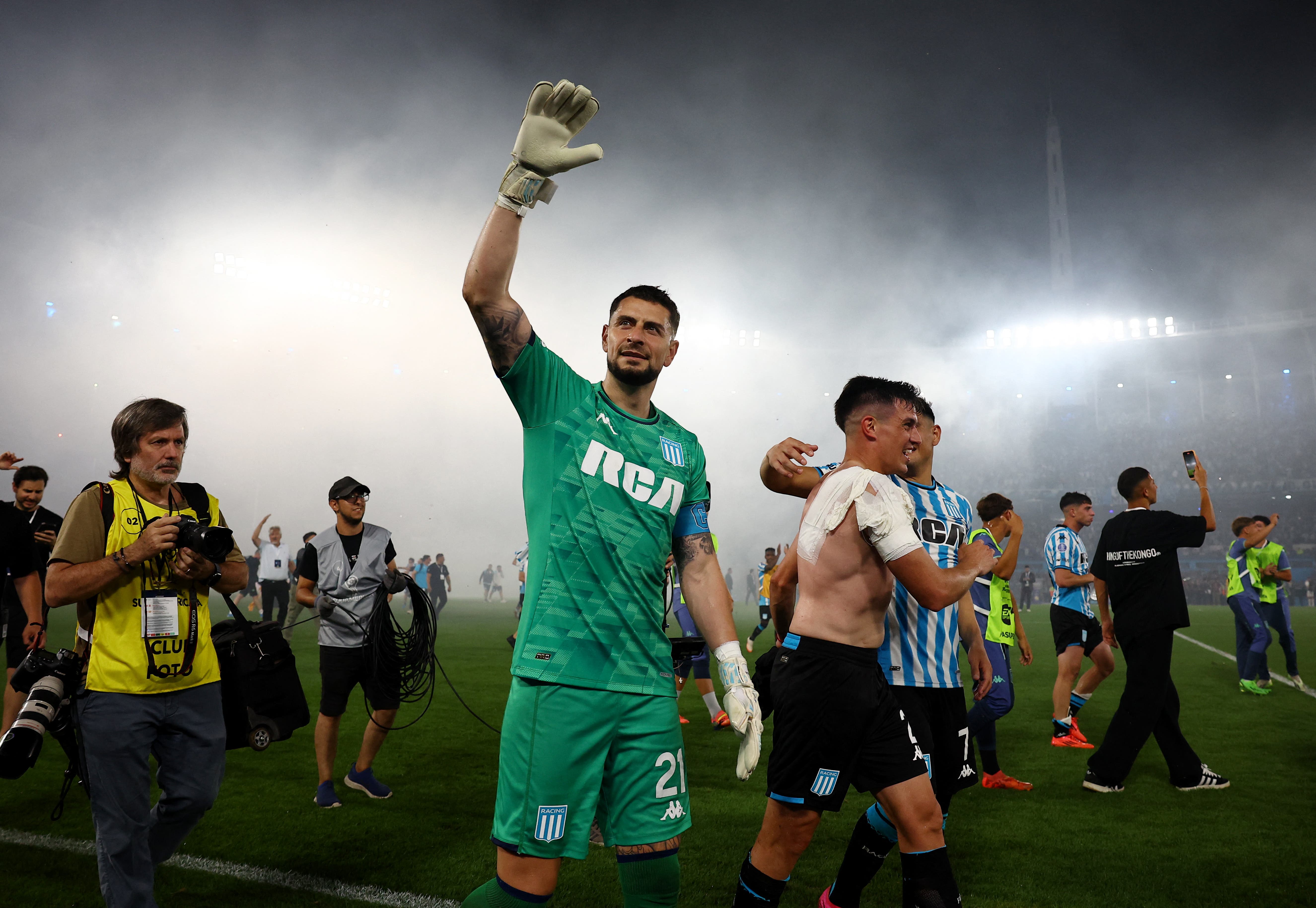 Soccer Football - Copa Sudamericana - Semi Final - Second Leg - Racing Club v Corinthians - Estadio Presidente Peron, Avellaneda, Argentina - October 31, 2024 Racing Club's Gabriel Arias celebrates after the match REUTERS/Agustin Marcarian