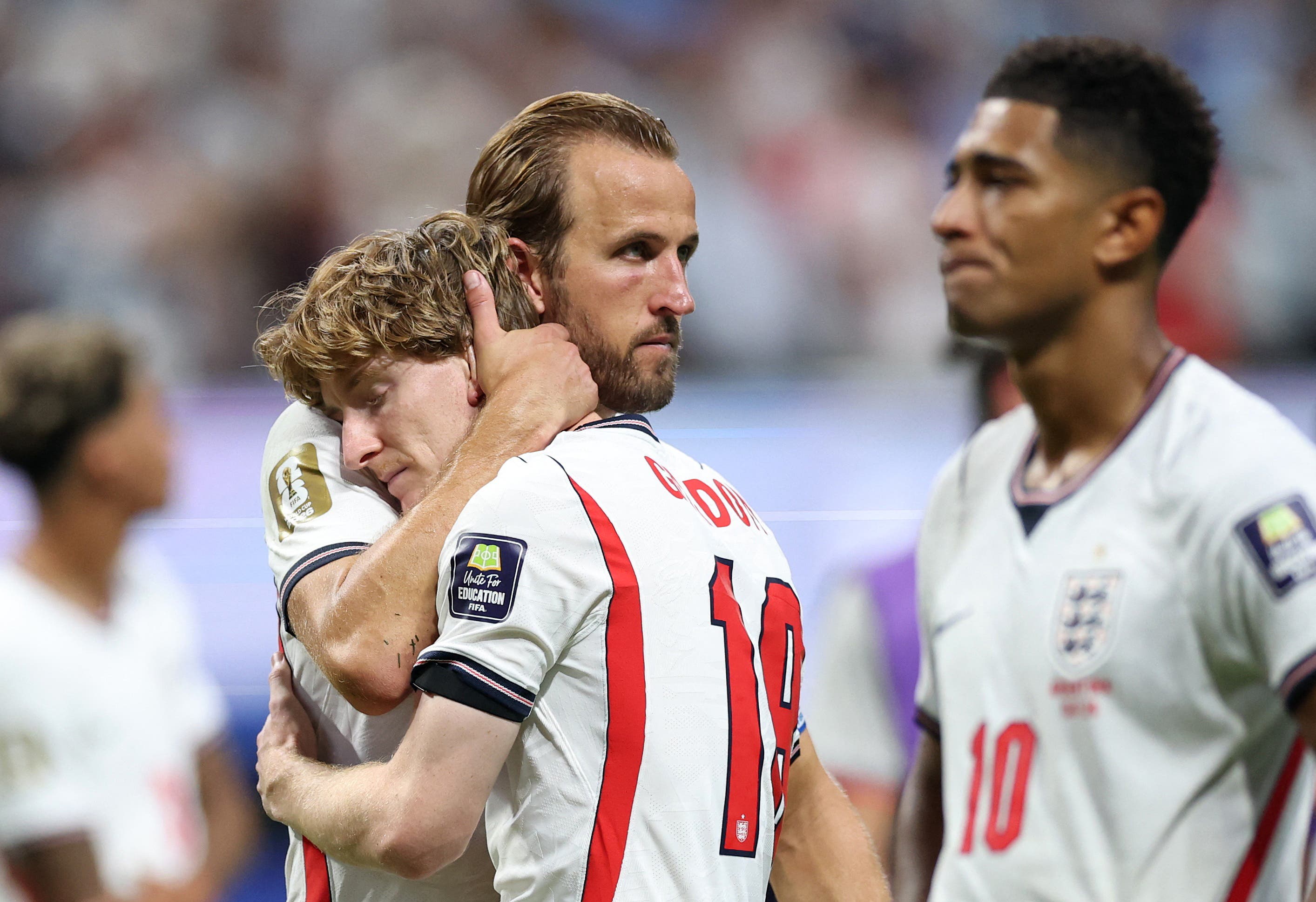 Soccer Football - FIFA World Cup 2026 - Semi Final - England v Argentina - Atlanta Stadium, Atlanta, Georgia, U.S. - July 15, 2026 England's Harry Kane and Anthony Gordon look dejected after the match as England are eliminated from the World Cup REUTERS/Paul Childs

