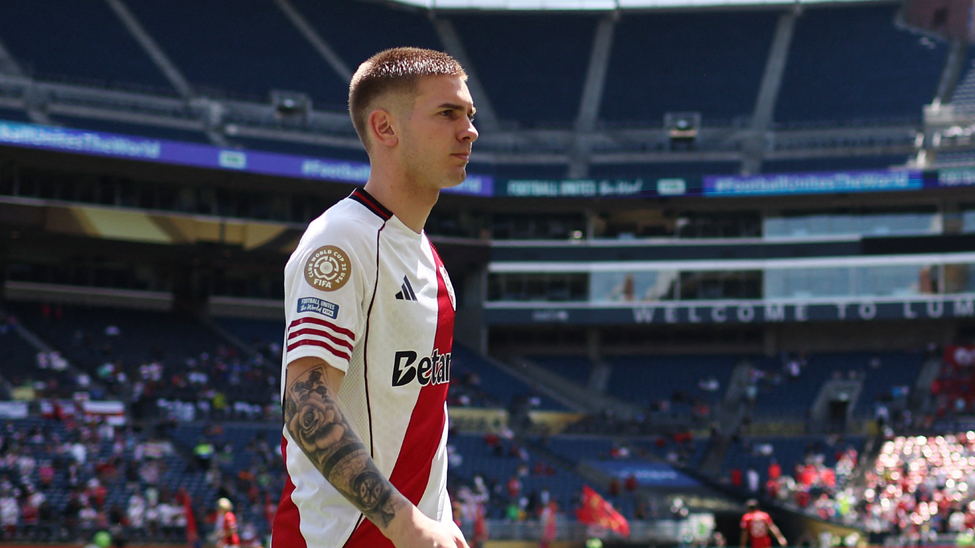 Franco Mastantuono with River Plate during a game in the Club World Cup.