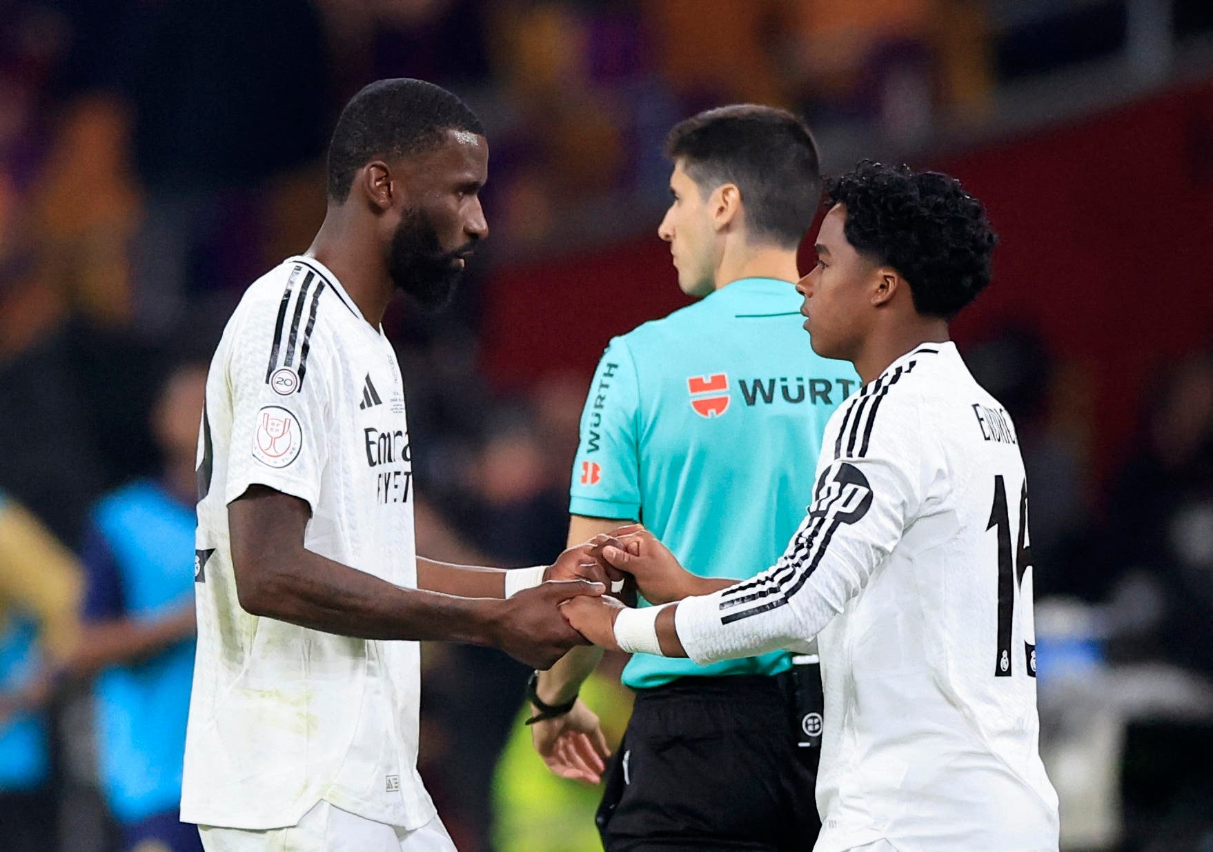 Soccer Football - Copa del Rey - Final - FC Barcelona v Real Madrid - Estadio de La Cartuja, Seville, Spain - April 27, 2025 Real Madrid's Endrick comes on as a substitute to replace Antonio Rudiger REUTERS/Borja Suarez