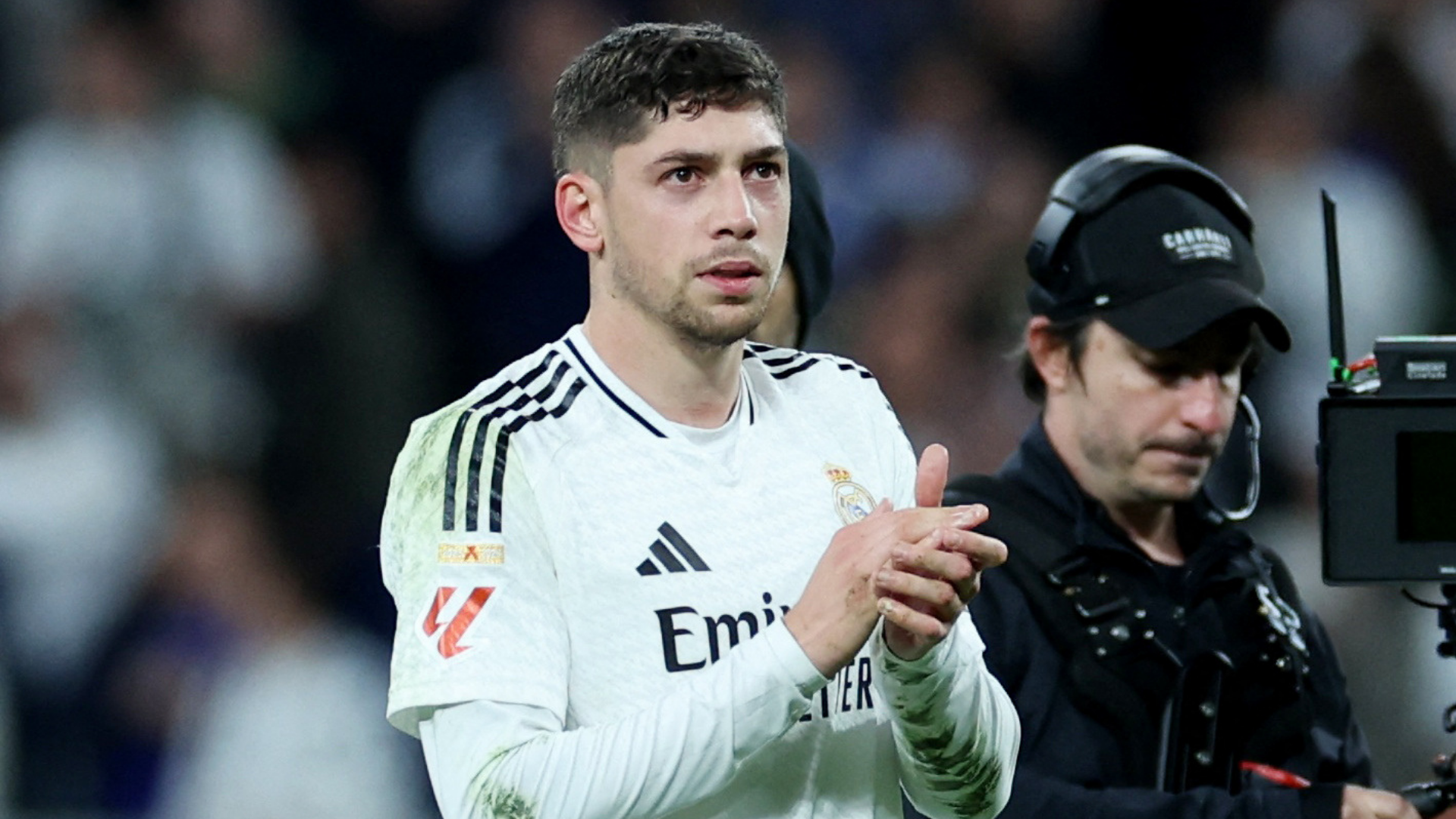 Federico Valverde applauds after the final whistle in a Real Madrid's game.