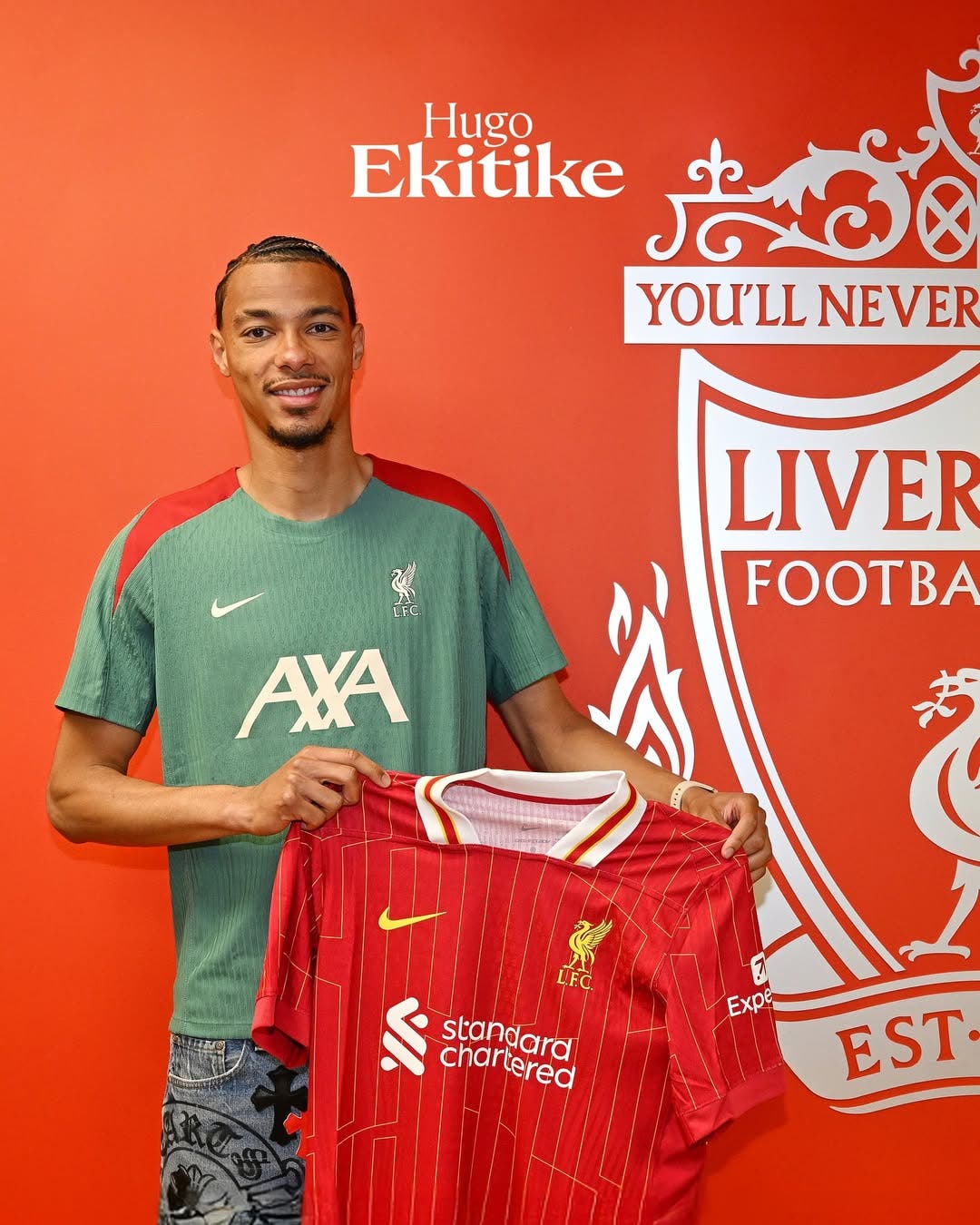 هوگو اکتیکه 13.52 میلیون دلار در سال هوگو اکتیکه 13.52 میلیون دلار در سال