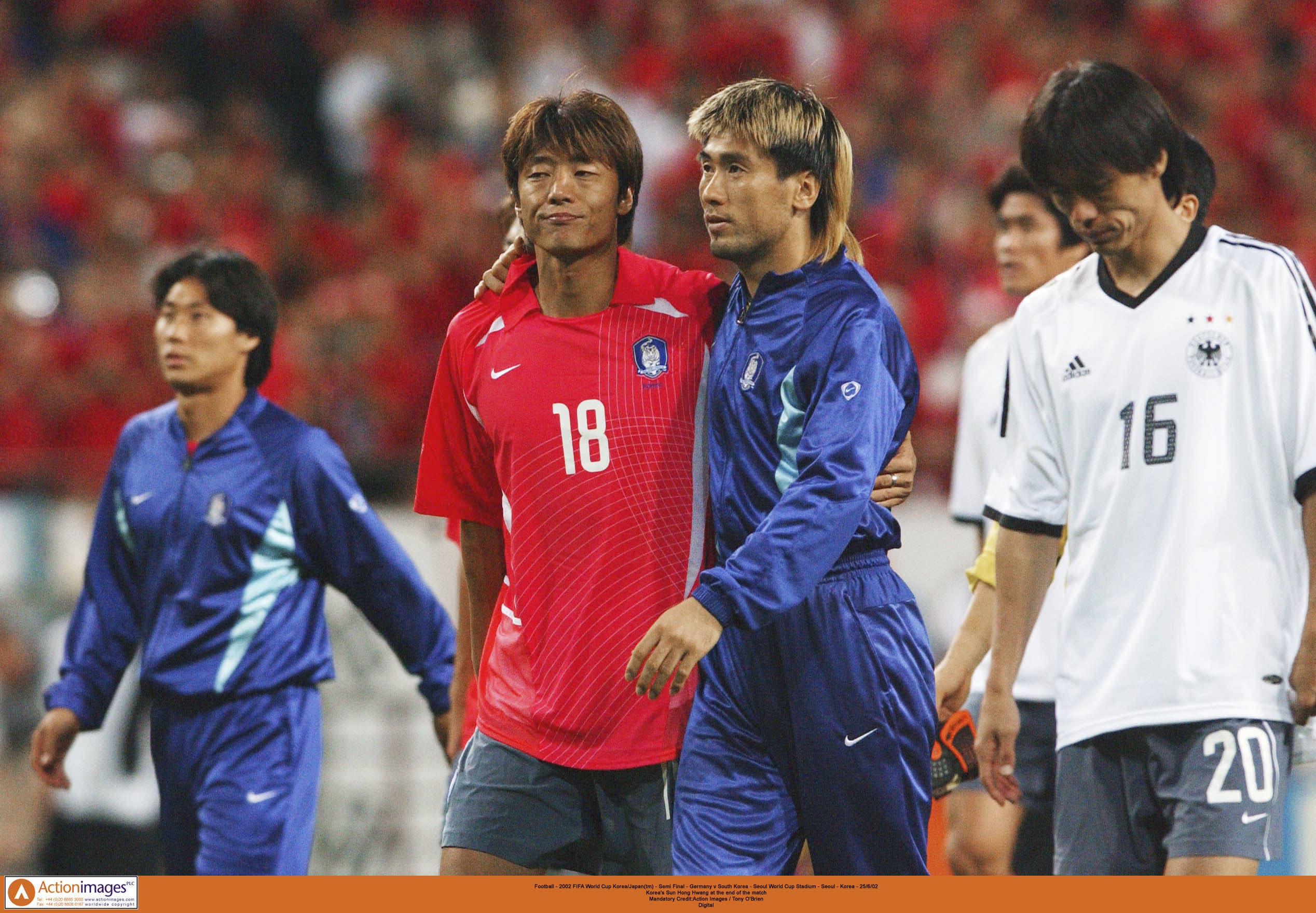 Football - 2002 FIFA World Cup Korea/Japan(tm) - Semi Final - Germany v South Korea - Seoul World Cup Stadium - Seoul - Korea - 25/6/02 Korea's Sun Hong Hwang at the end of the match Mandatory Credit:Action Images / Tony O'Brien Digital