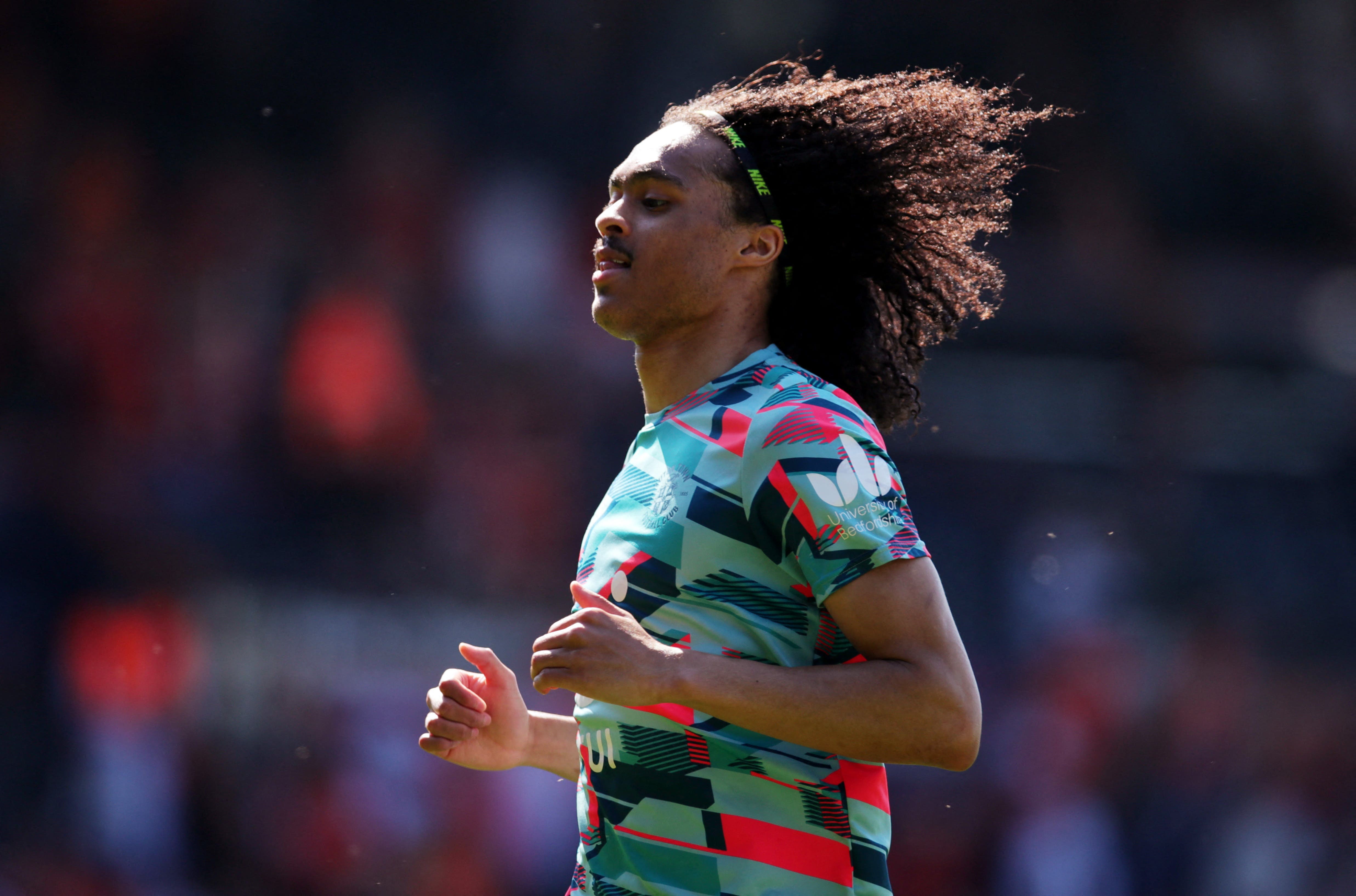 Soccer Football - Premier League - Luton Town v Fulham - Kenilworth Road, Luton, Britain - May 19, 2024 Luton Town's Tahith Chong during the warm up before the match REUTERS/Chris Radburn