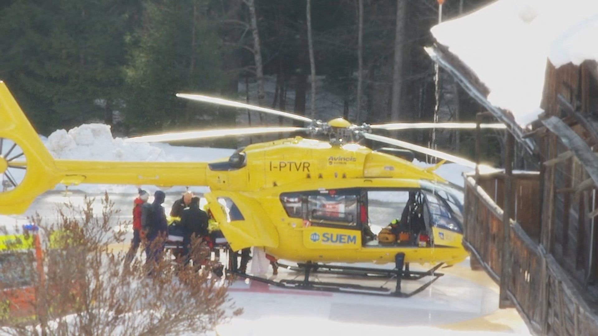 Lidnsey Vonn on the rescue helicopter