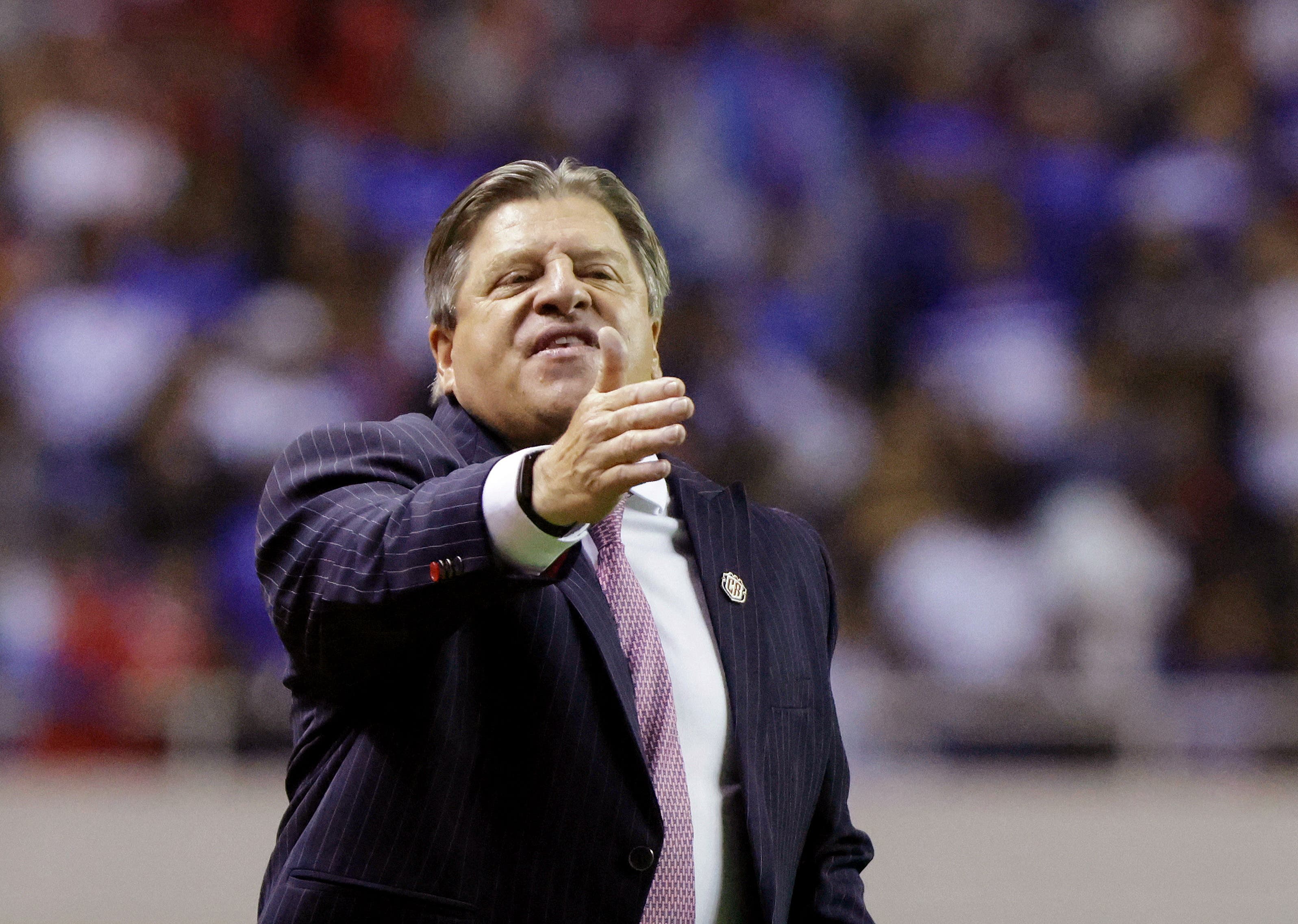 Soccer Football - FIFA World Cup - CONCACAF Qualifiers - Group C - Costa Rica v Nicaragua - Estadio Nacional, San Jose, Costa Rica - October 13, 2025 Costa Rica coach Miguel Herrera reacts REUTERS/Mayela Lopez