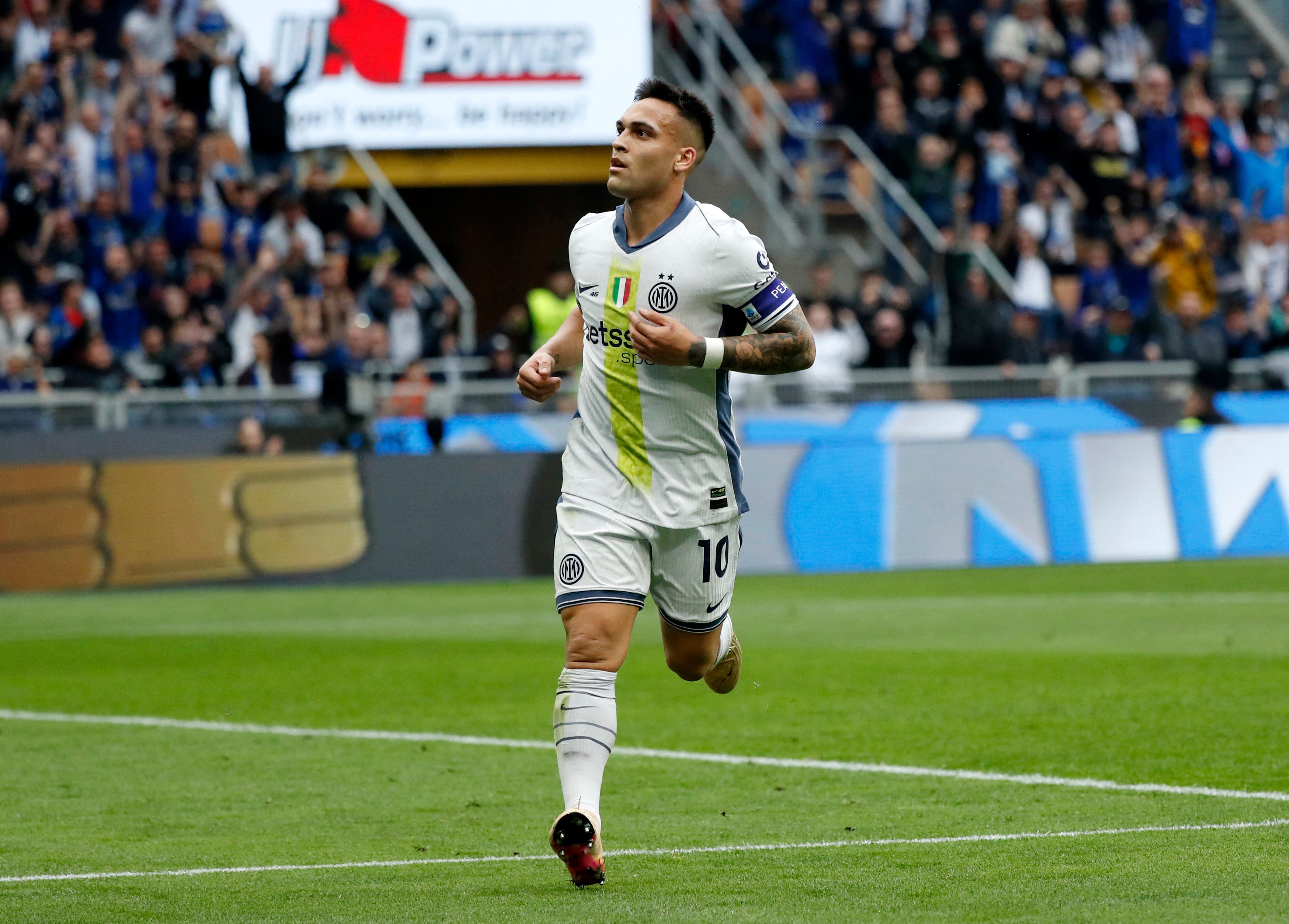 Soccer Football - Serie A - Inter Milan v Cagliari - San Siro, Milan, Italy - April 12, 2025 Inter Milan's Lautaro Martinez celebrates scoring their second goal REUTERS/Alessandro Garofalo