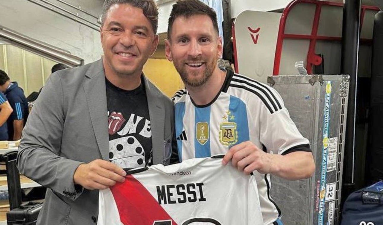 No es la primera vez que Messi demuestra cercanía y respeto por el fútbol argentino