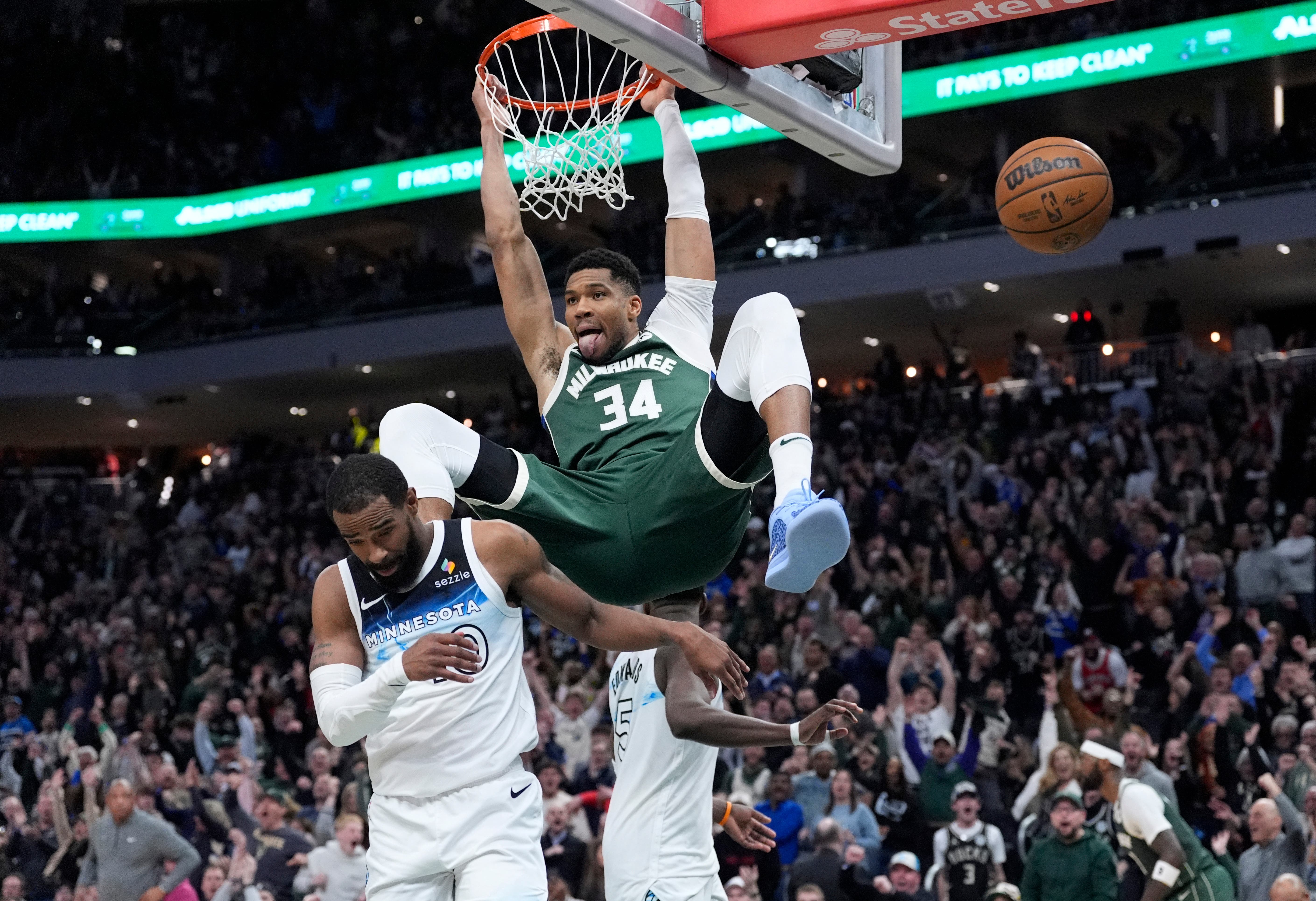Giannis Antetokoumpo Buks.