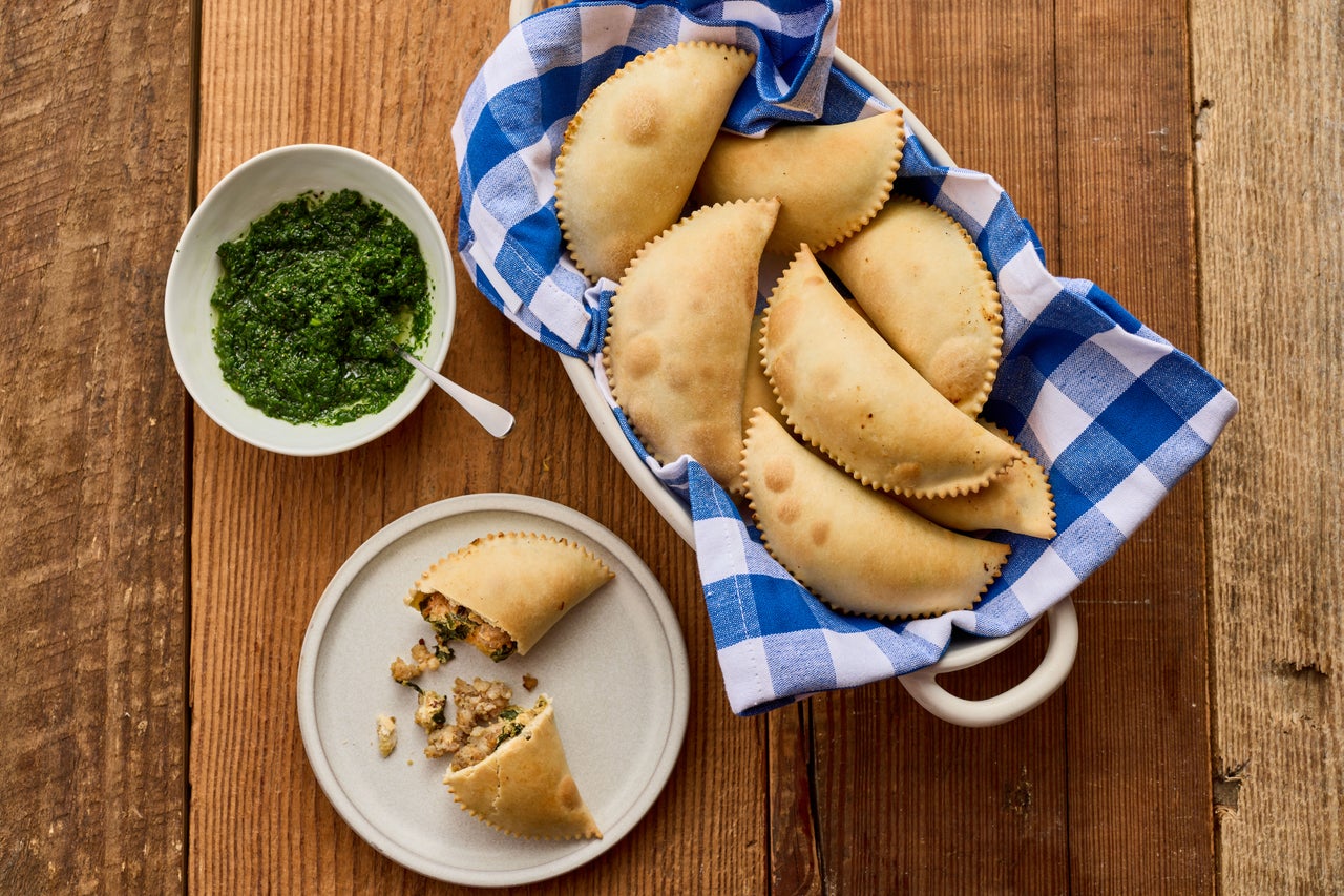 Spinach and Sausage Empanadas | Farmland Foods