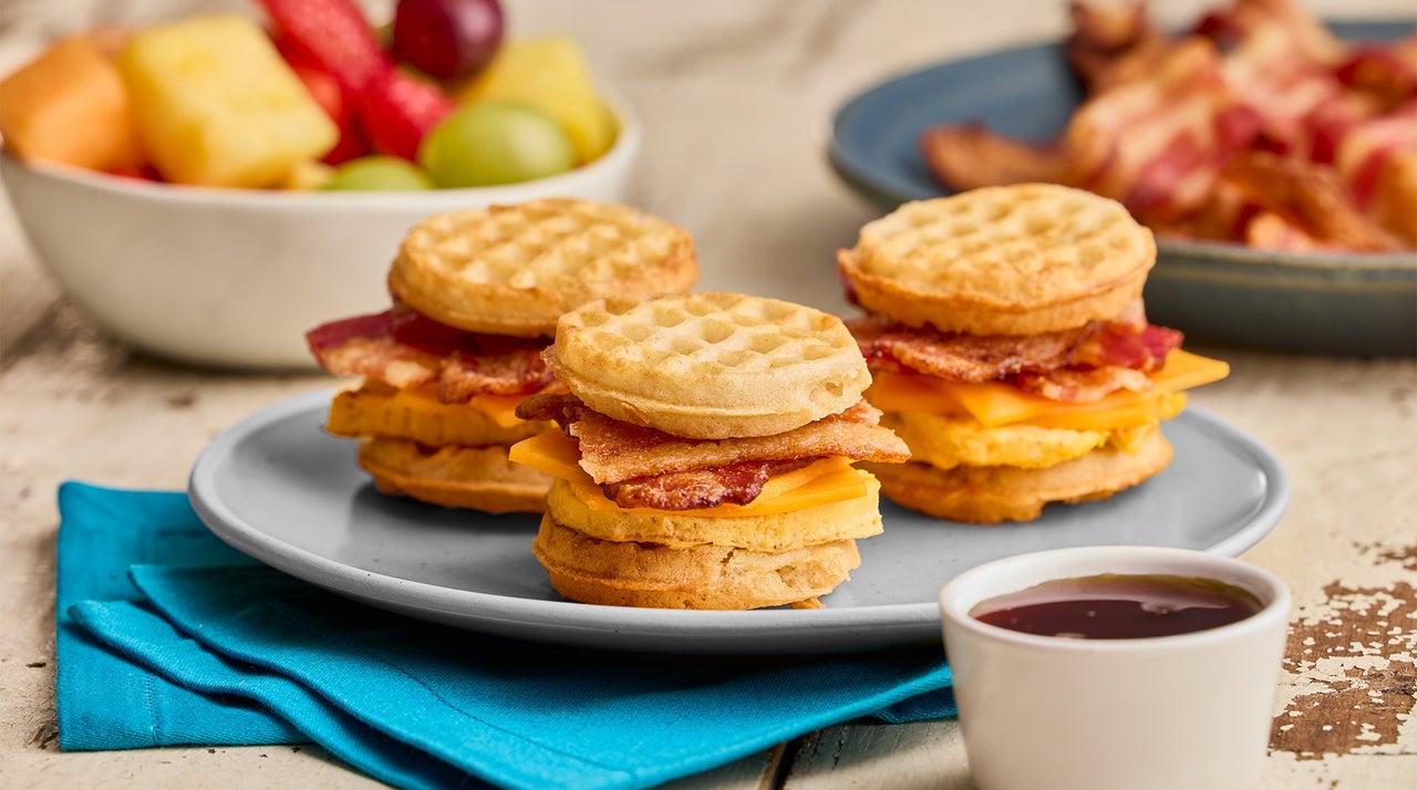 Breakfast Waffle Sliders with Maple Bacon | Farmland Foods