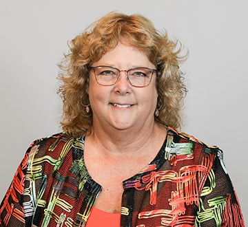 Gayle Fuqua Headshot