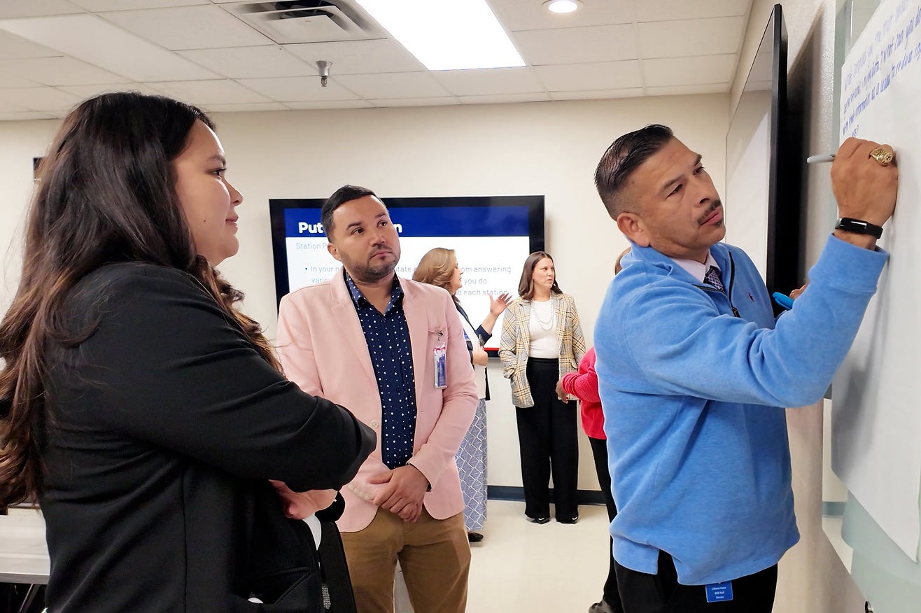 Irving ISD leaders revamped the district’s Loss Control Committee to harness a range of employee perspectives to drive 
continuous improvement in its safety program. This collaborative structure and cross-departmental discussions provide 
insight into the unique safety challenges faced across the district