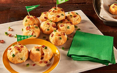 Bombas De Queso Con Tocino Y Jalapeño