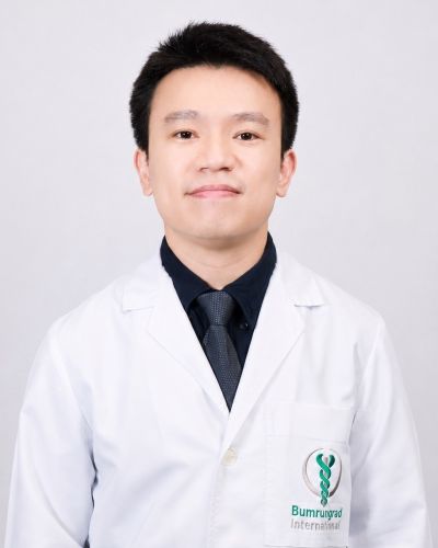 Adisak Kasemassawachanont, M.D.