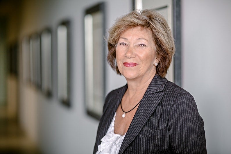 Profile photograph of Elda Bradford